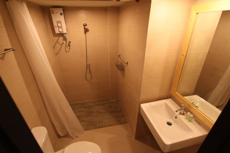 Bathroom 5, P24@Kaset, Chatuchak