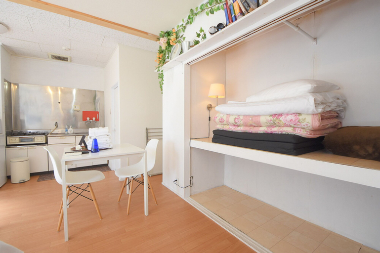 Bedroom 16