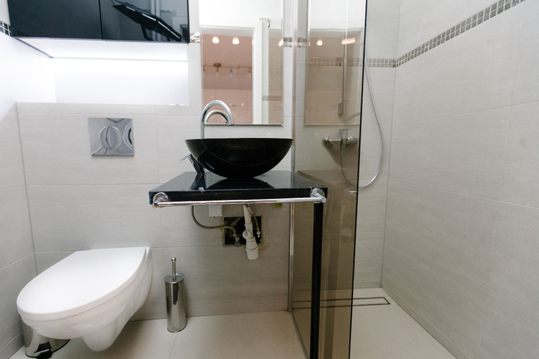 Bathroom, Warsaw Concierge Square Grzybowski, Warsaw