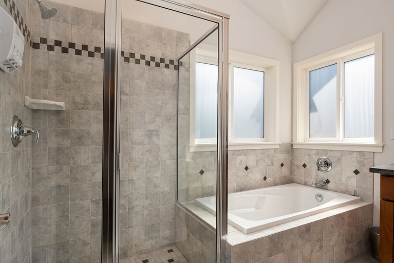 Bathroom 4, Seattle Vacation Home - The Port, Seattle