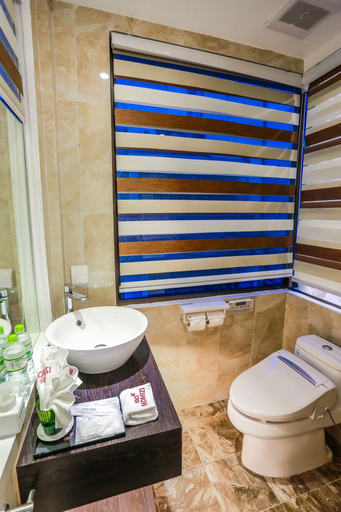 Bathroom 4, Momizi Business Hotel, Ba Đình