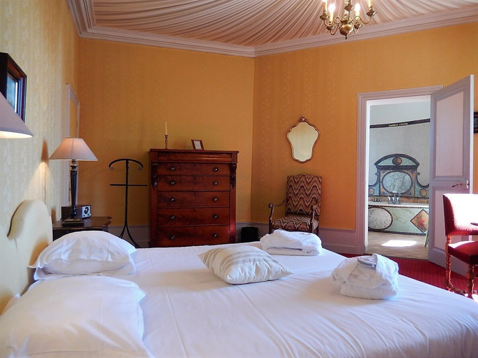 Bedroom 5, Chateau de Chissay, Loir-et-Cher