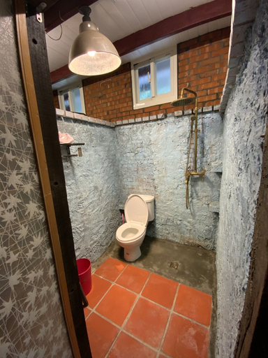 Bathroom 3, Gu Yi B&B, Yilan