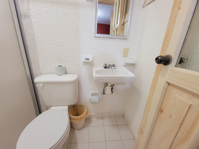 Bathroom 2, Hotel Dulce Luna, San Cristóbal de las Casas