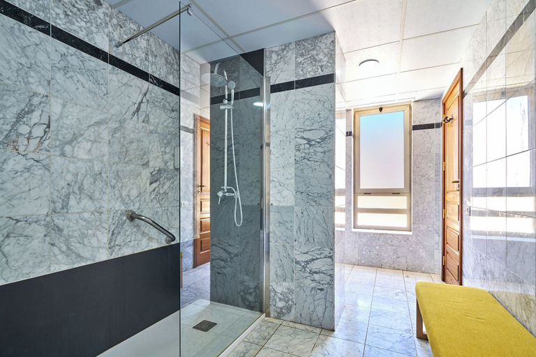Bathroom 4, Hotel Torre del Conde, Santa Cruz de Tenerife