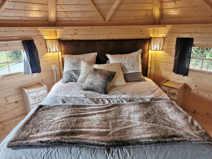 Bedroom 5, Domaine de Kérizel, Morbihan