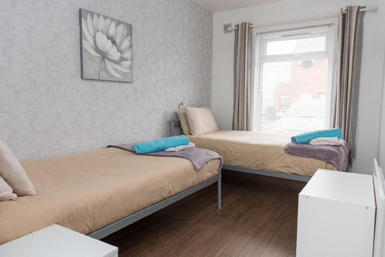 Others 5, In City Centre / Parking / Private Entrance, Belfast