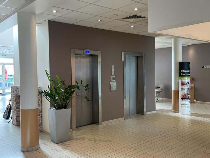 Public Area 2,  B&B Hôtel Orly Rungis Aéroport 3 étoiles, Val-de-Marne