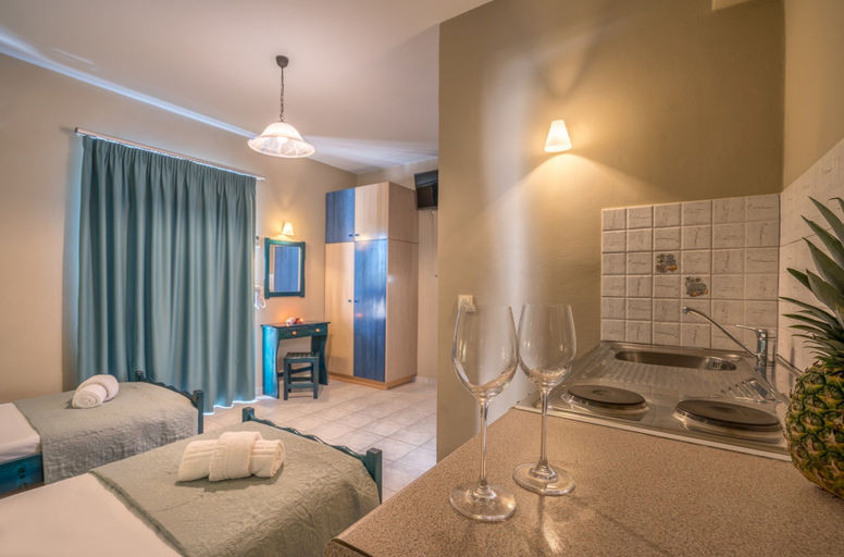Bedroom 2, Nikos & Maria Studios, Ionian Islands