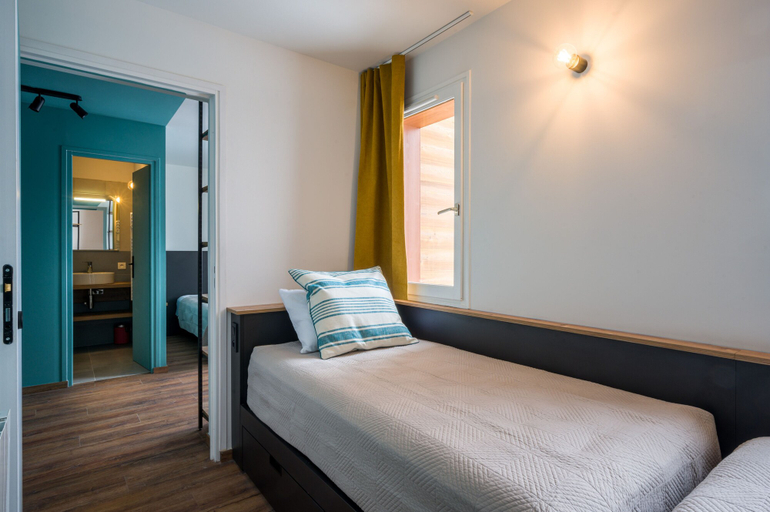 Bedroom 5, L'Outa Hôtel Restaurant, Savoie