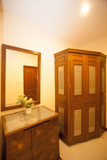Bathroom 5, Lotusland Resort, Pattaya