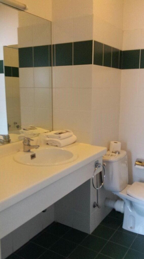 Bathroom 4, Hobbit Hotel Zaventem, Vlaams Brabant
