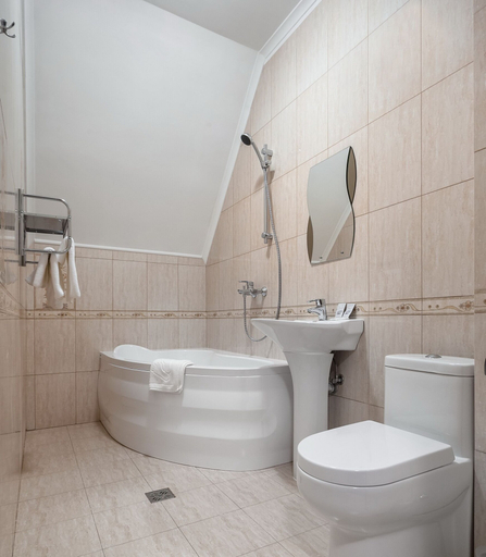 Bathroom 3, Berlin Hotel, Gur'evskiy rayon