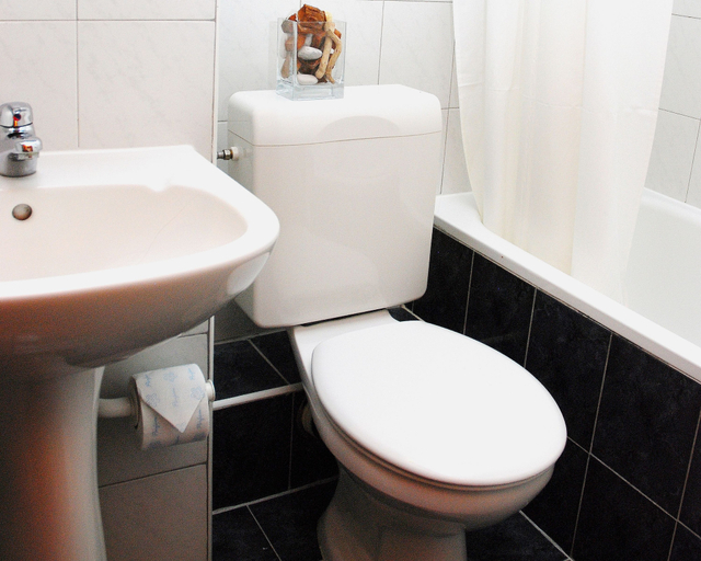 Bathroom 3, Hotel Orion, Budapesti