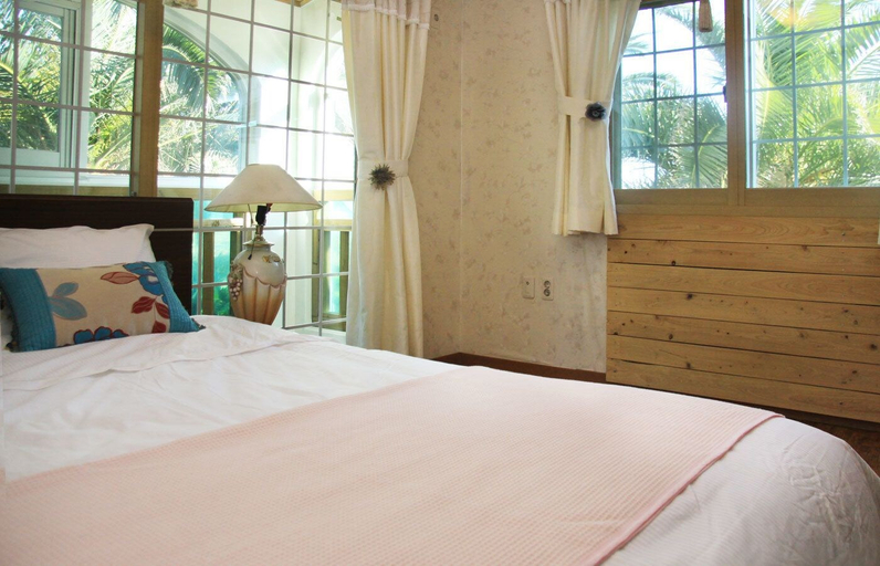 Bedroom 2, Dream Castle, Seogwipo