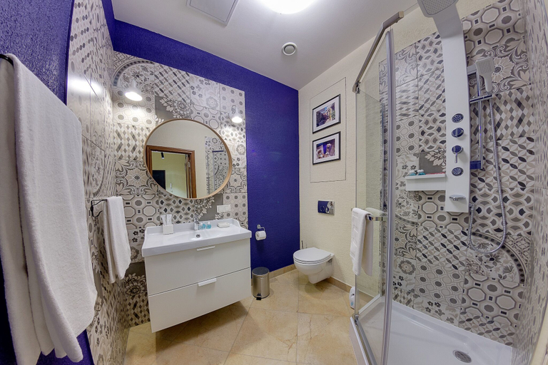 Bathroom 3, Apartment City Na Petrogradke, Sankt-Peterburg gorsovet
