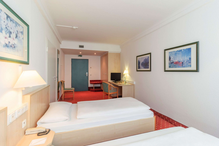 Bedroom 3, IntercityHotel Schwerin, Schwerin