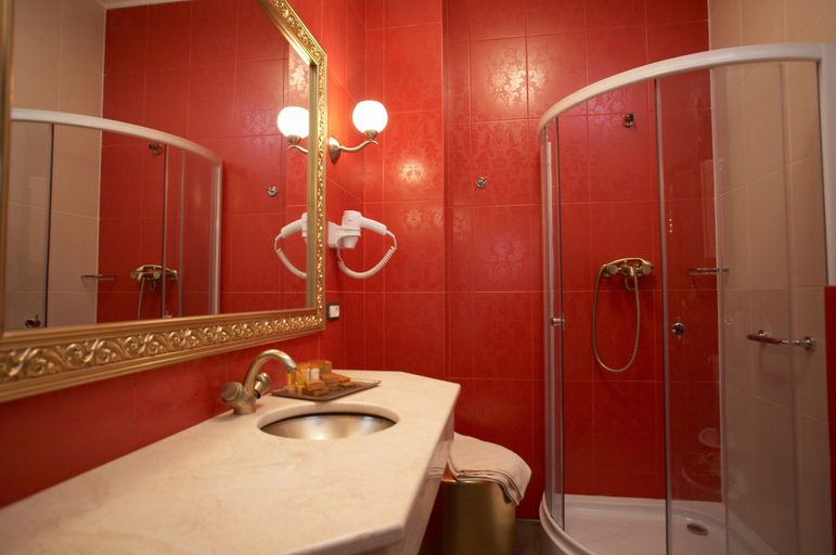 Bathroom 4, Weekend Boutique Hotel