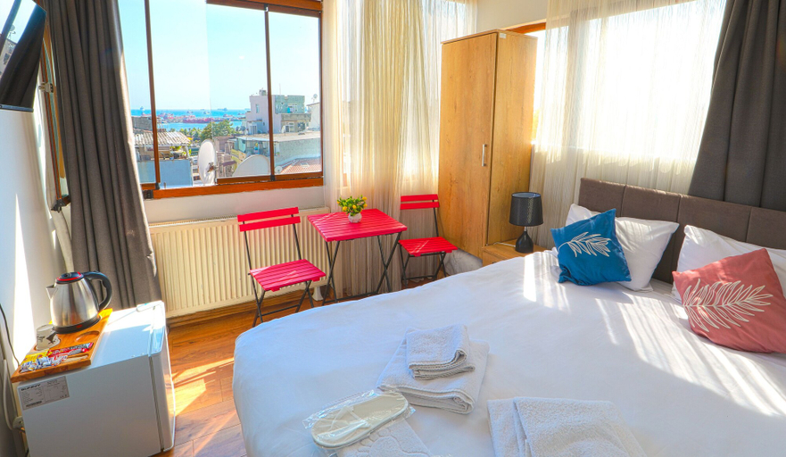 Bedroom 2, Kondoskali Hotel, Fatih