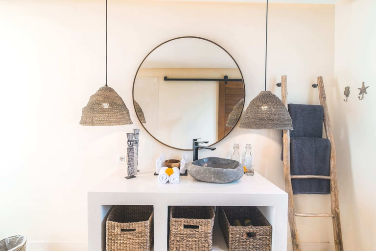 Bathroom 3, Villa Selaanc, Badung