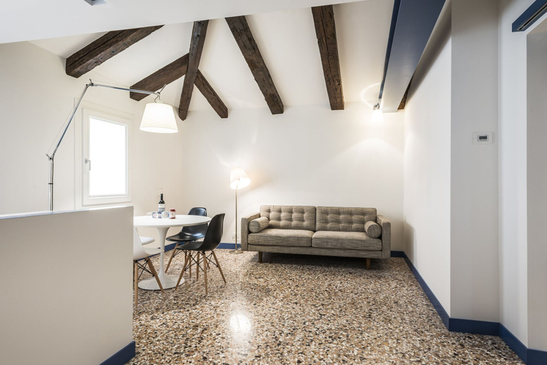 Living area 3, MYSWEETPLACE - Ca' d'Oro Family Apartment, Venezia
