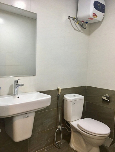 Bathroom, V House 1 Serviced Apartment, Cầu Giấy