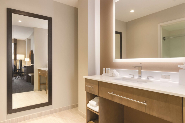 Bathroom 5, Homewood Suites by Hilton Calgary Downtown, Division No. 6