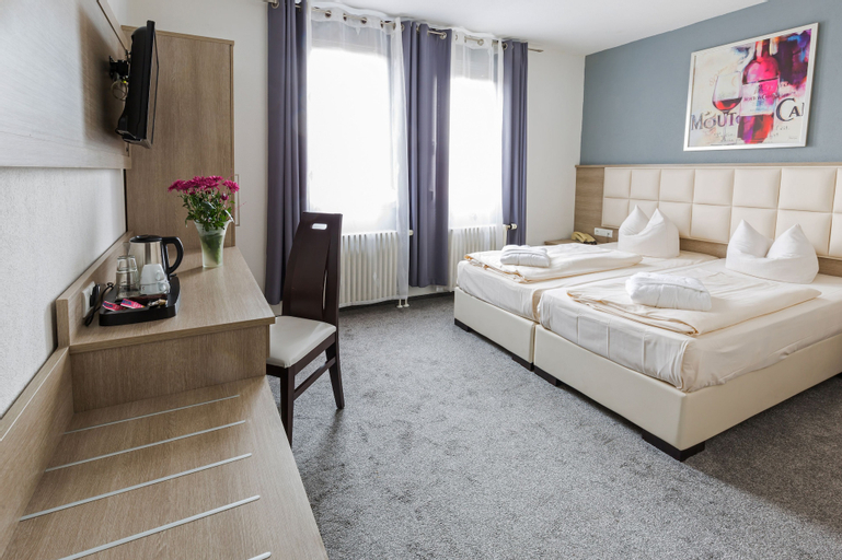 Bedroom 6