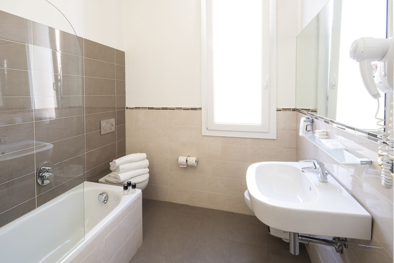 Bathroom 4, Hotel Astoria, Bologna