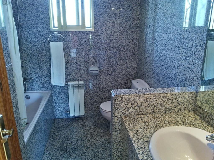 Bathroom 4, Apartamentos Palasiet, Alicante