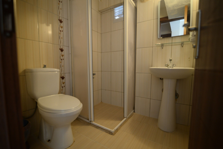 Bathroom 5, Hotel Ogerim, Kuşadası