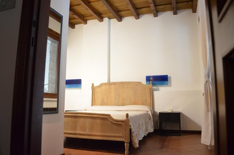 Bedroom 3, Agriturismo Cipolli e Podò Corte Carlini, Mantua