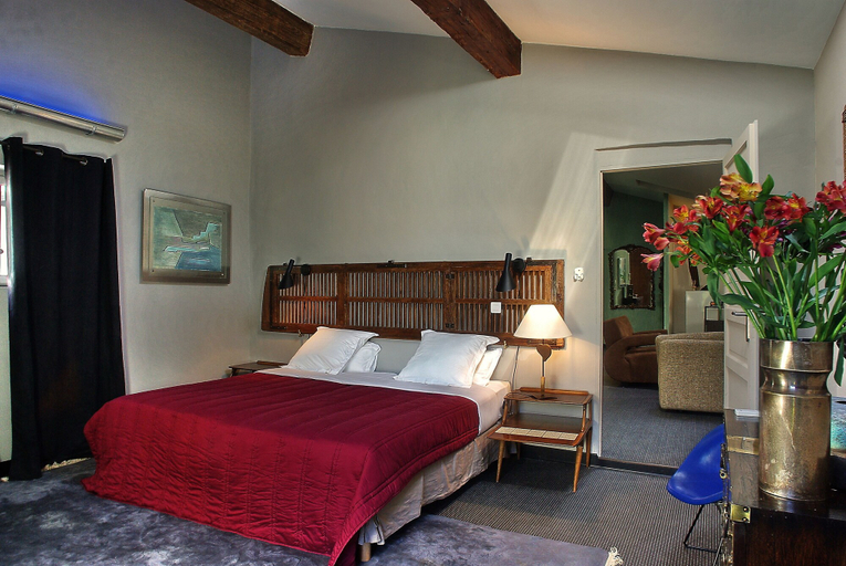 Bedroom 2, Villa Troletti, hôtel particulier de luxe en provence, Vaucluse