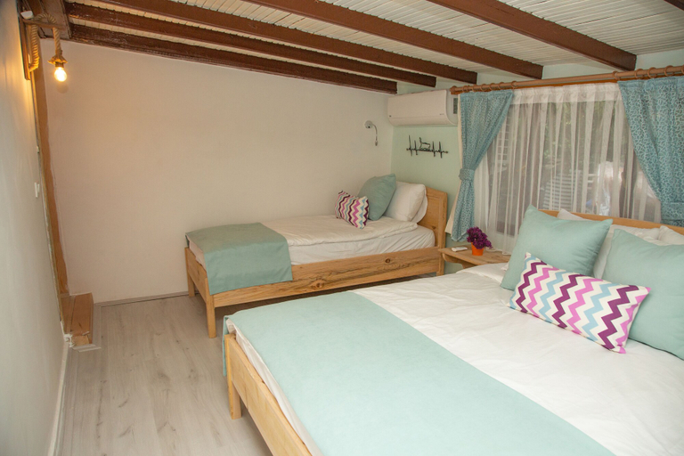 Bedroom 3, Kara Kedi Beach Bungalow, Kemer