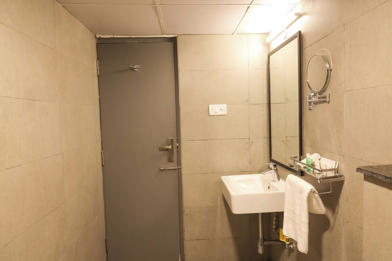 Bathroom 4, RV STAY INN, Bangalore