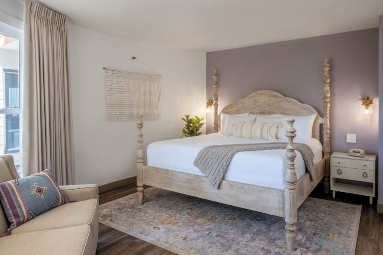 Bedroom 4, Cardiff by the Sea Lodge, San Diego