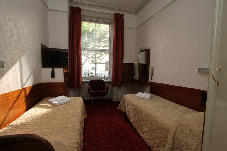 Bedroom 3, The Ridgemount Hotel, London