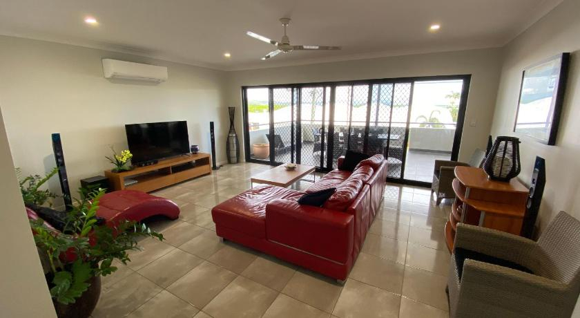 Bedroom 1, Cooktown Harbour View Luxury Apartments, Cook