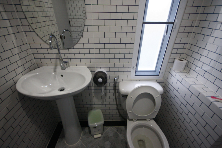 Bathroom 4, Sky Cottage, Muang Rayong