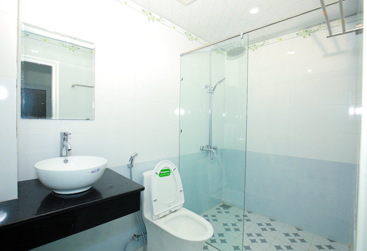 Bathroom 3, Van May Homestay Hoian, Da Nang