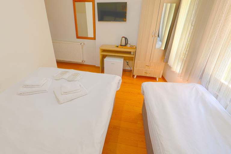 Bedroom 4, Kondoskali Hotel, Fatih