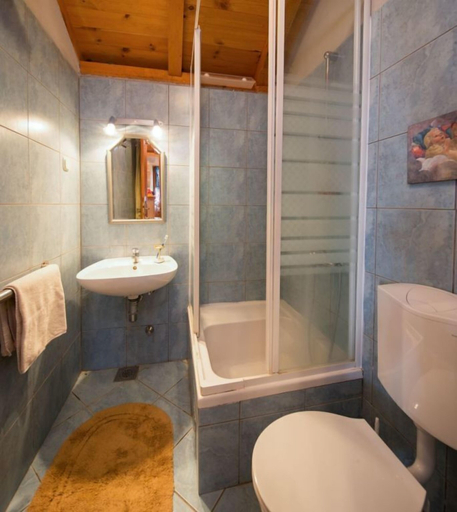 Bathroom, Studio Zavala, Jelsa