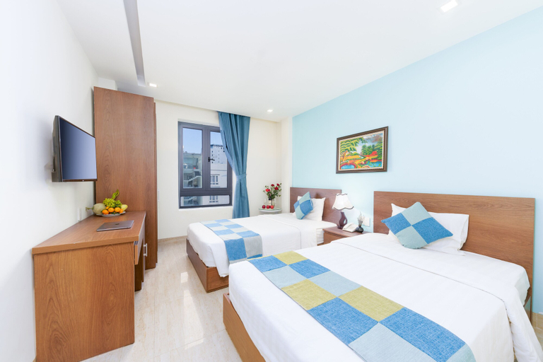Bedroom 12