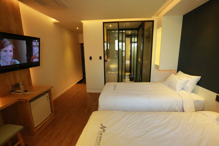 Bedroom 4, Noel Business Hotel, Haeundae
