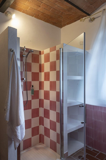 Bathroom 3, Riserva di Fizzano Residence, Siena