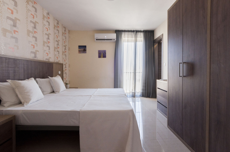 Bedroom 3, Blubay Apartments by ST Hotels