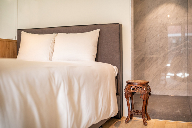 Bedroom 3, Lutkenieuwstraat, Groningen