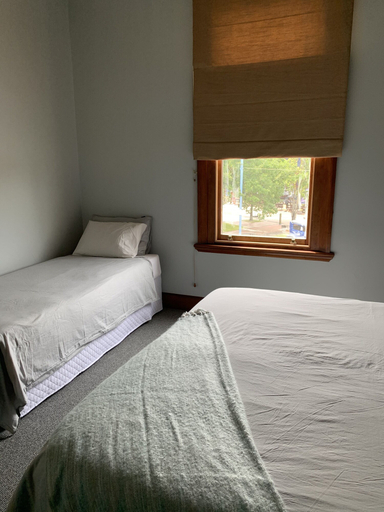 Bedroom 3, The Brown Pub, Ashburton