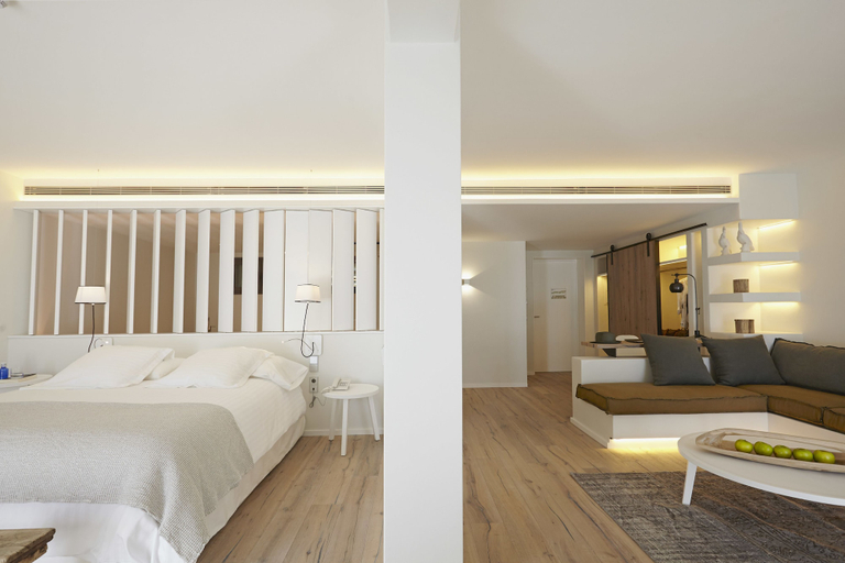 Bedroom 3, Hotel Mas Lazuli, Girona
