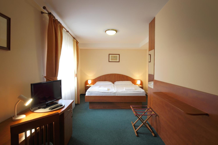 Bedroom 5, Hotel Palace, Plzeň